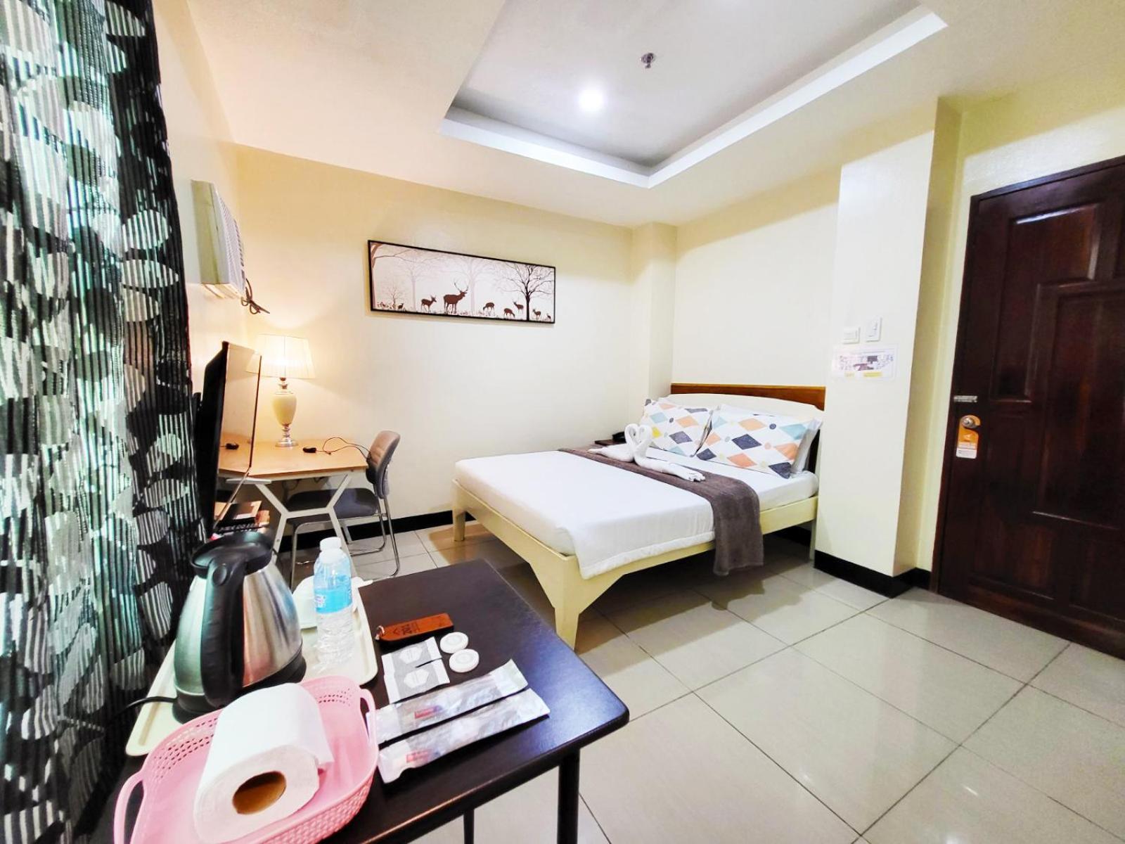 B&J Guesthouse And Tours Tagbilaran Exterior foto